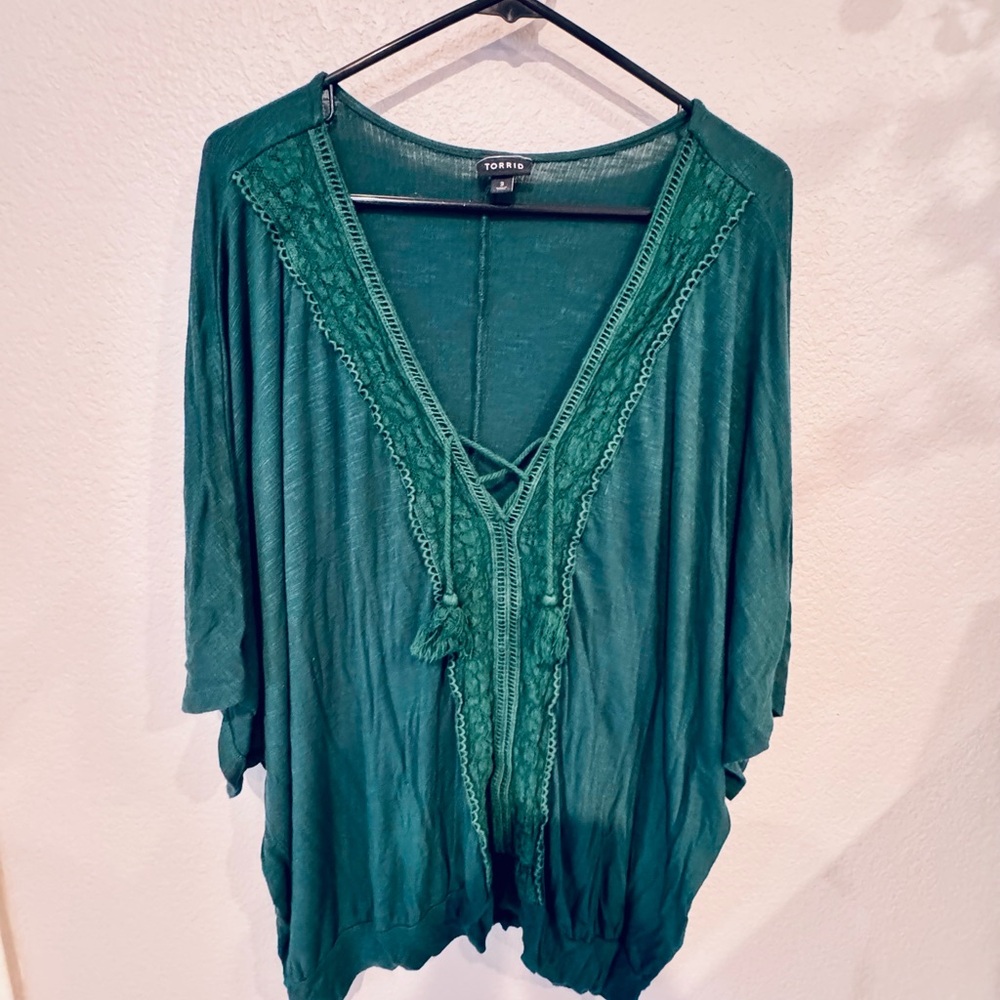 Torrid 3X Green tie front blouse